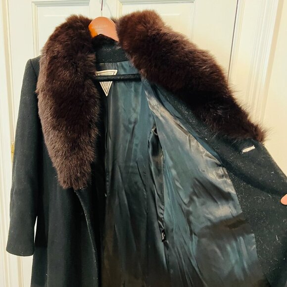Marvin Richards Penny Lane Coat with Mongolian Lamb Fur Trim, size 10 - Picture 5 of 16